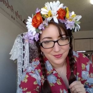 Meet your Posher, Aida